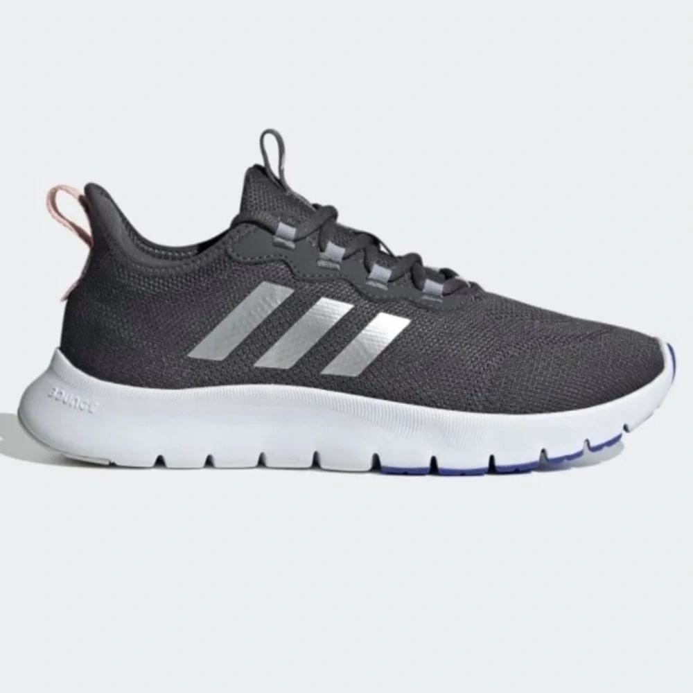 Like new Adidas Nario Move Women’s Shoes
